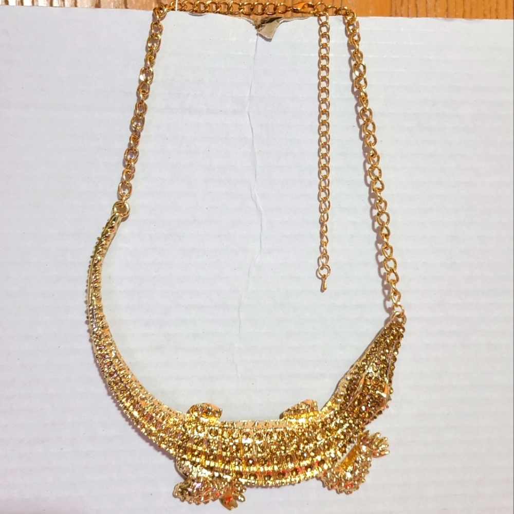 CROCODILE GOLD EMBOSSED COLLAR NECKLACE WITH BRONZE GEMSTONES